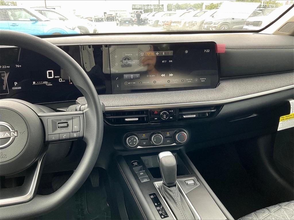 new 2025 Nissan Kicks car, priced at $25,617