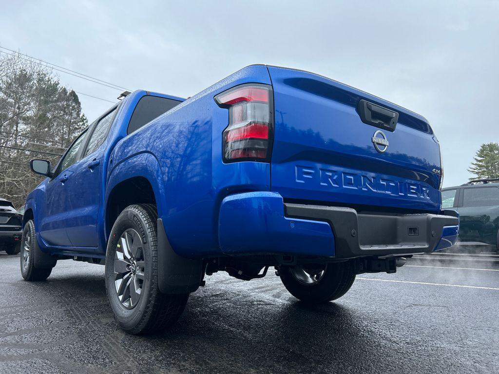new 2025 Nissan Frontier car, priced at $38,680