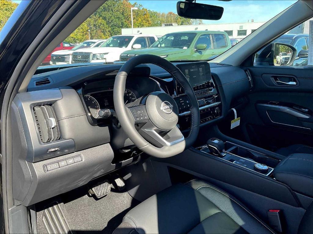 new 2025 Nissan Pathfinder car, priced at $46,590