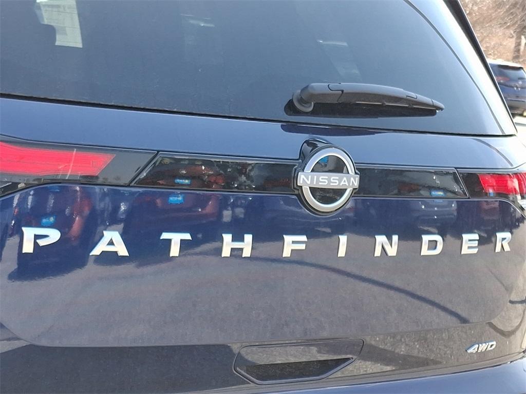 new 2025 Nissan Pathfinder car, priced at $43,910