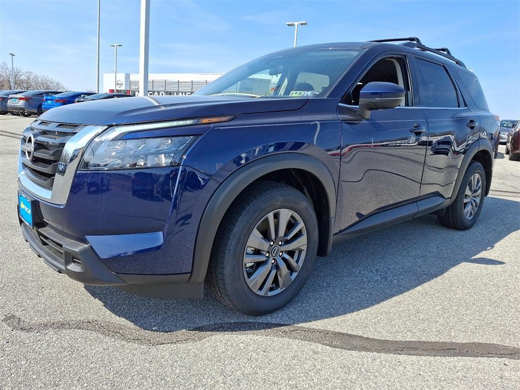 new 2025 Nissan Pathfinder car, priced at $43,910