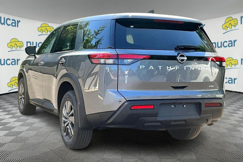 new 2025 Nissan Pathfinder car, priced at $38,746