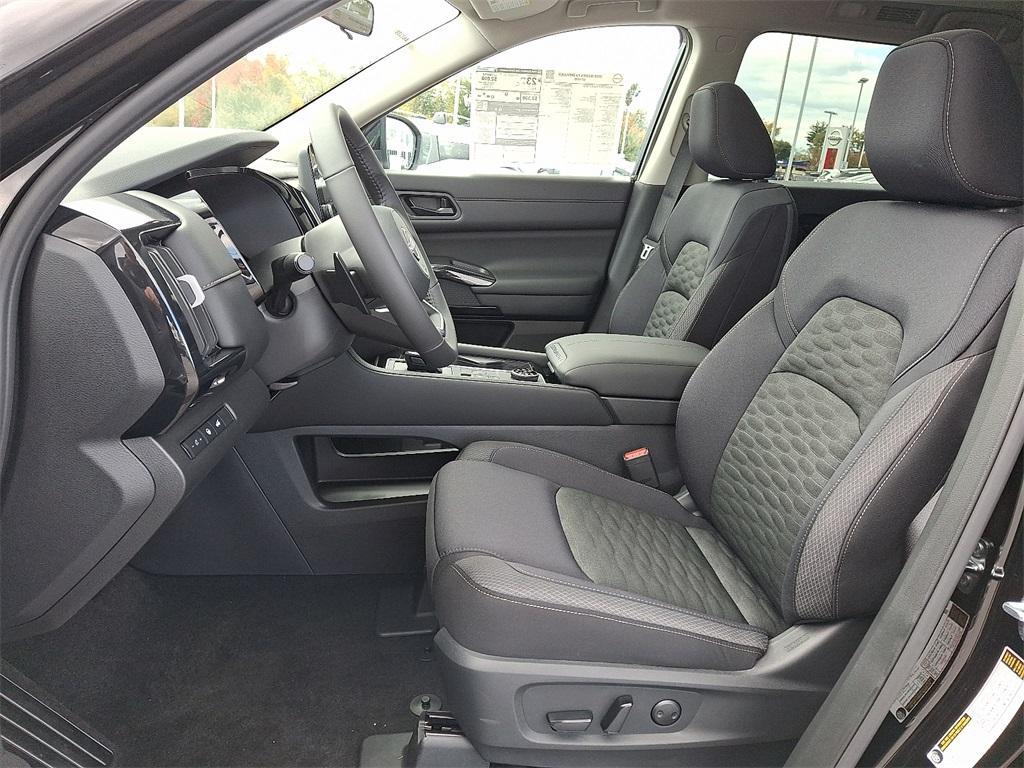 new 2025 Nissan Pathfinder car, priced at $37,848