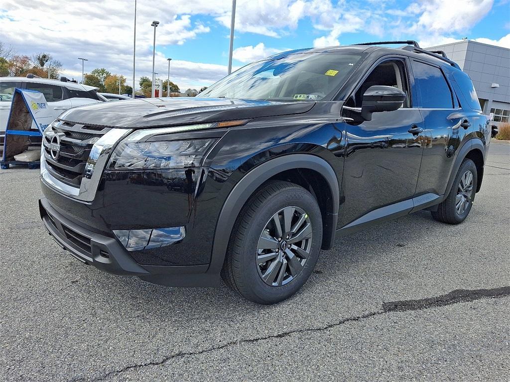 new 2025 Nissan Pathfinder car, priced at $37,848