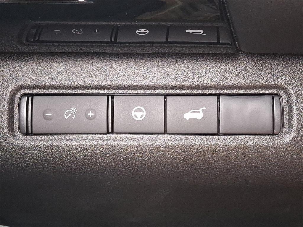 new 2025 Nissan Pathfinder car, priced at $37,848