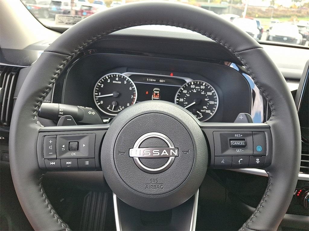 new 2025 Nissan Pathfinder car, priced at $37,848