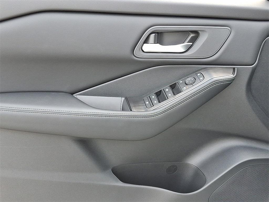 new 2025 Nissan Rogue car, priced at $30,606