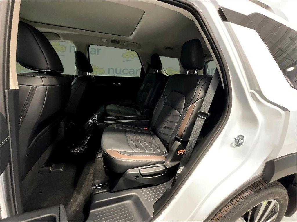 new 2025 Nissan Pathfinder car, priced at $46,085