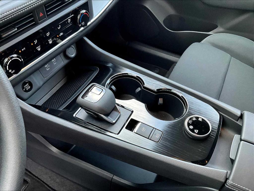 new 2024 Nissan Rogue car, priced at $29,027