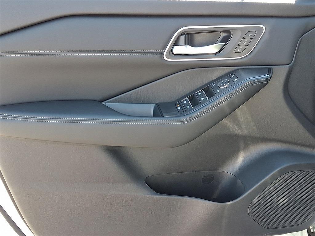 new 2026 Nissan Rogue car, priced at $38,024