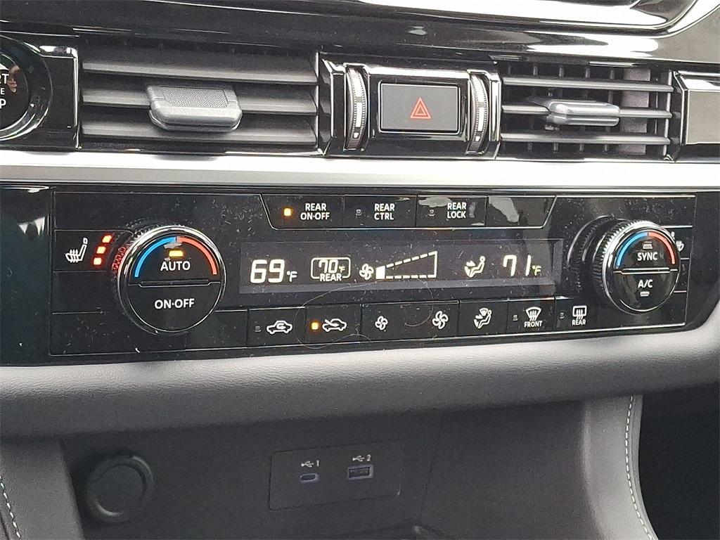 new 2025 Nissan Pathfinder car, priced at $37,914