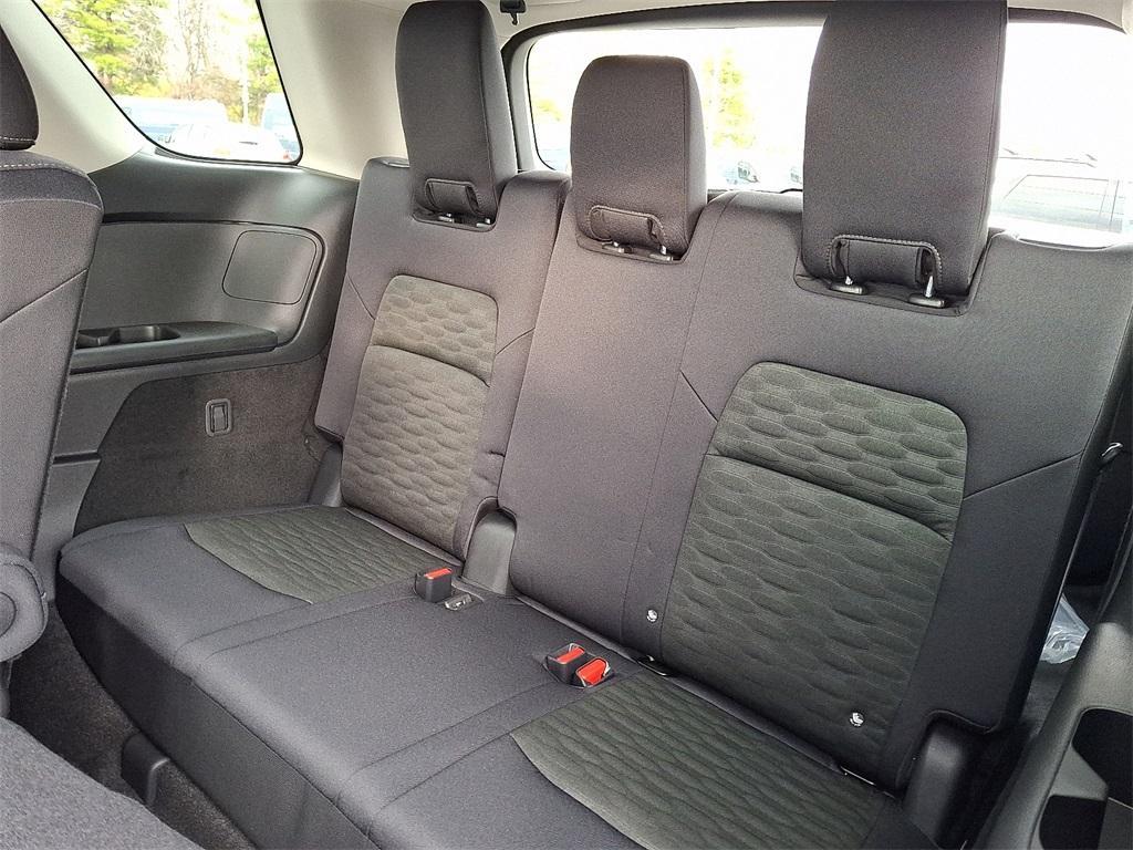 new 2025 Nissan Pathfinder car, priced at $37,914