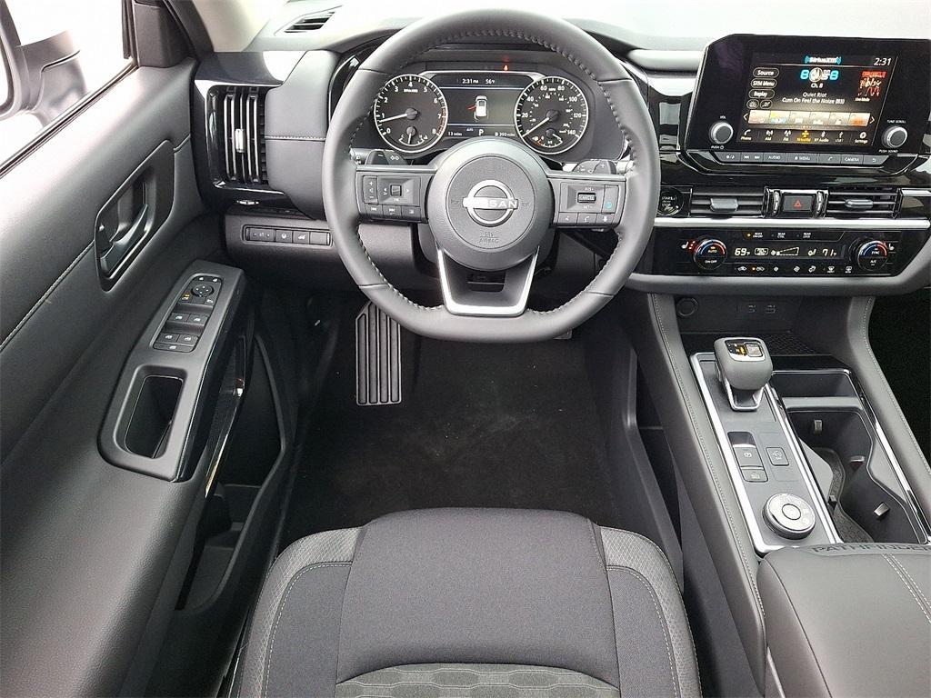 new 2025 Nissan Pathfinder car, priced at $37,914