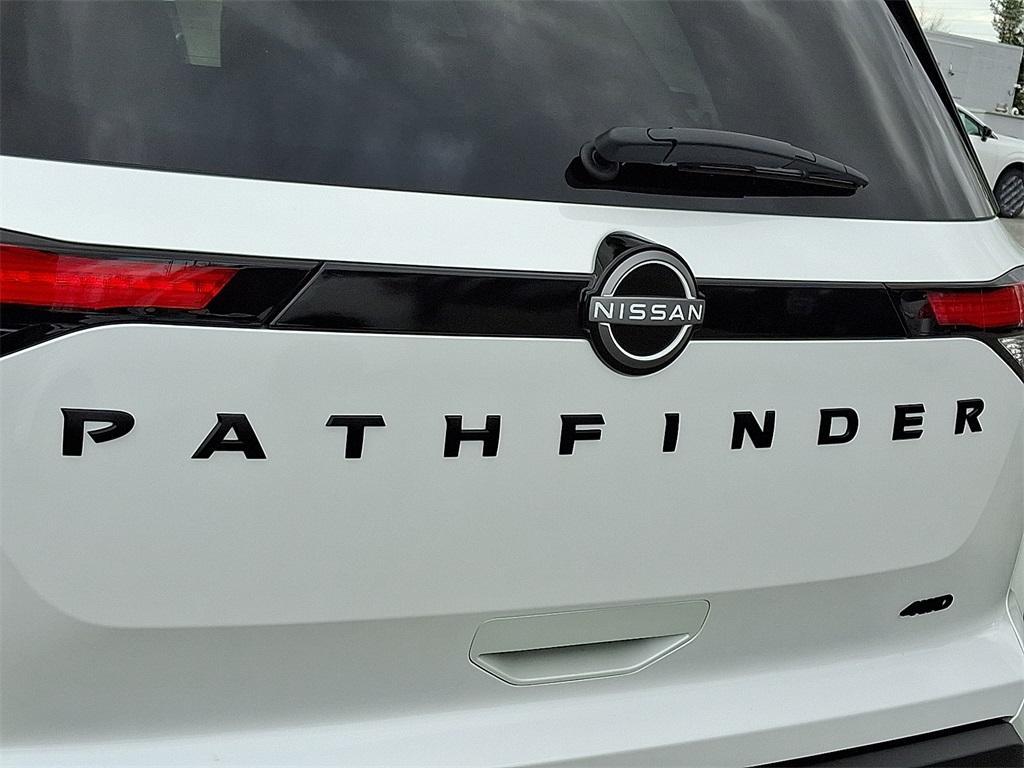 new 2025 Nissan Pathfinder car, priced at $37,914