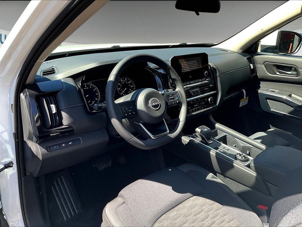 new 2025 Nissan Pathfinder car, priced at $36,998