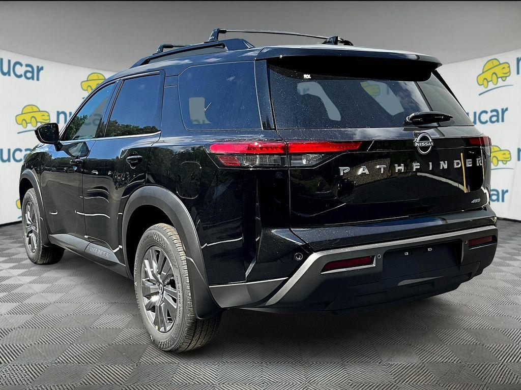new 2025 Nissan Pathfinder car, priced at $36,171