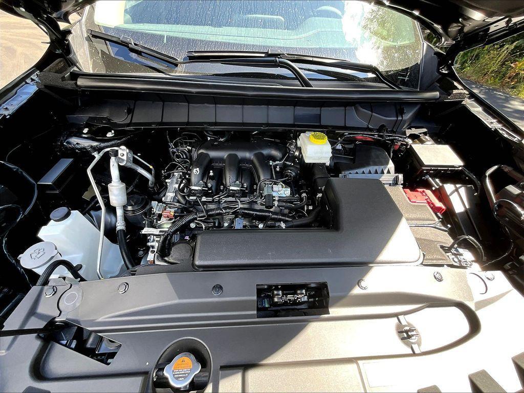 new 2025 Nissan Pathfinder car, priced at $36,171