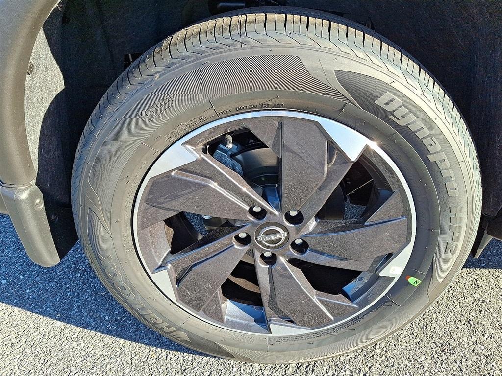 new 2026 Nissan Rogue car, priced at $30,541