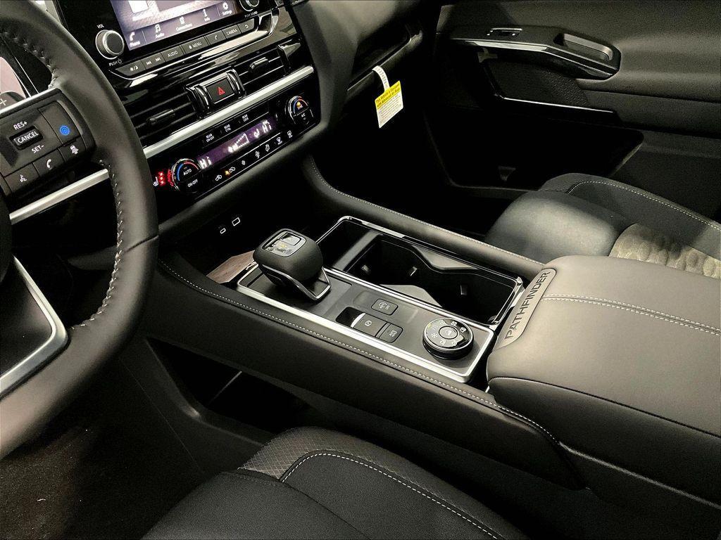 new 2025 Nissan Pathfinder car, priced at $38,439