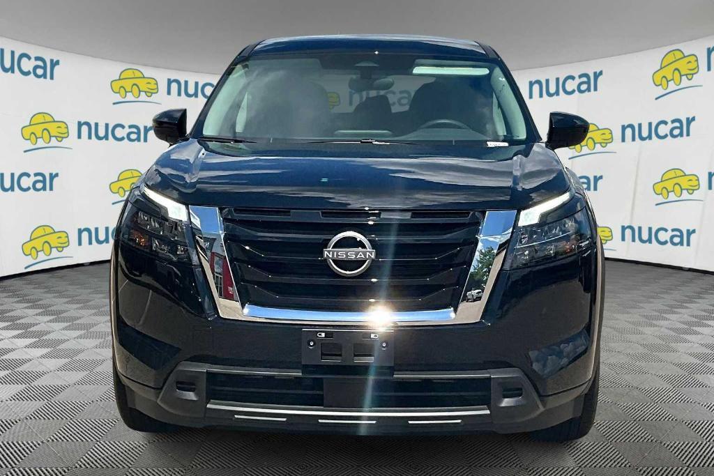 new 2025 Nissan Pathfinder car, priced at $40,450
