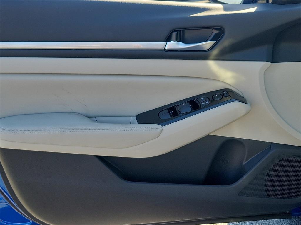 new 2025 Nissan Altima car, priced at $34,919