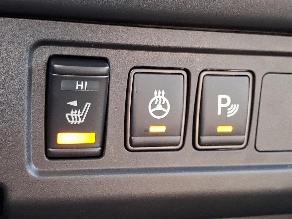 new 2026 Nissan Frontier car, priced at $40,762