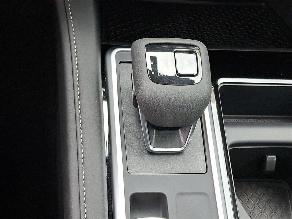 new 2025 Nissan Pathfinder car, priced at $37,526