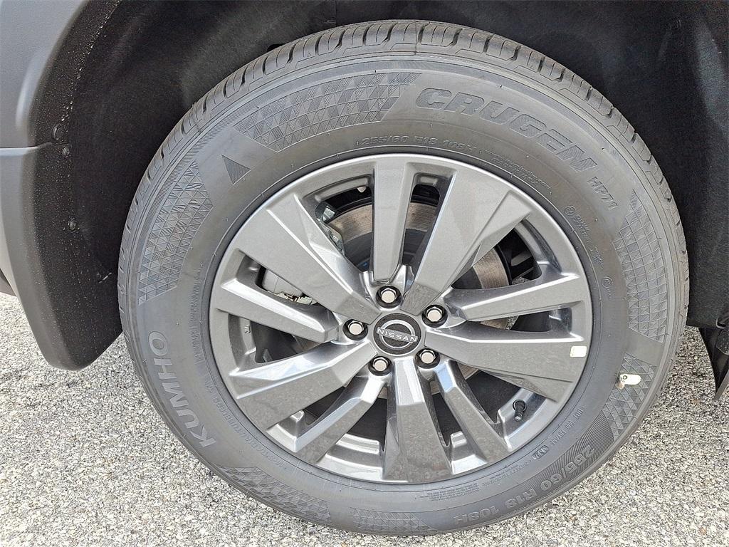 new 2025 Nissan Pathfinder car, priced at $37,526