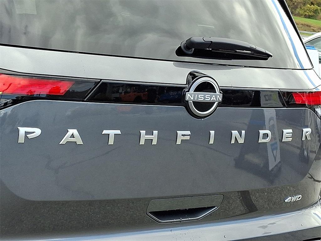new 2025 Nissan Pathfinder car, priced at $37,526