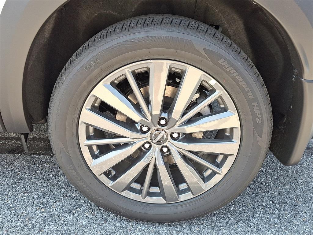 new 2025 Nissan Pathfinder car, priced at $43,511