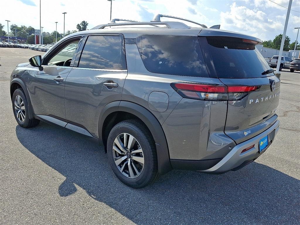 new 2025 Nissan Pathfinder car, priced at $38,561