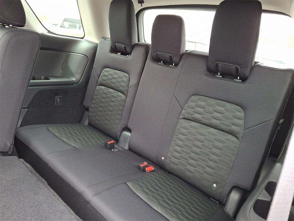 new 2025 Nissan Pathfinder car, priced at $38,400