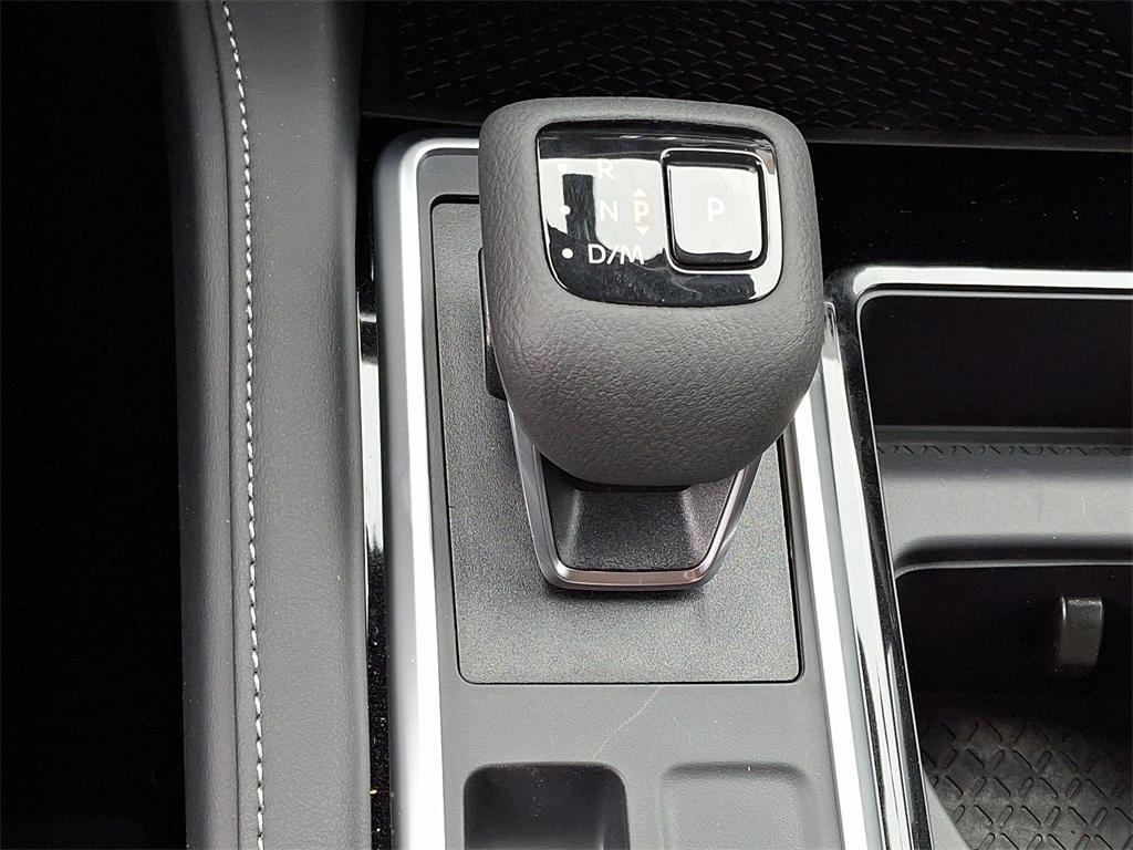new 2025 Nissan Pathfinder car, priced at $38,400