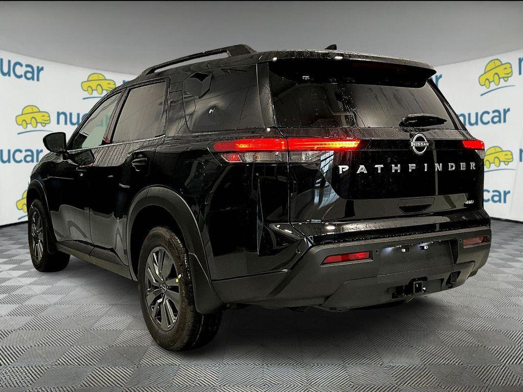 new 2025 Nissan Pathfinder car, priced at $37,676