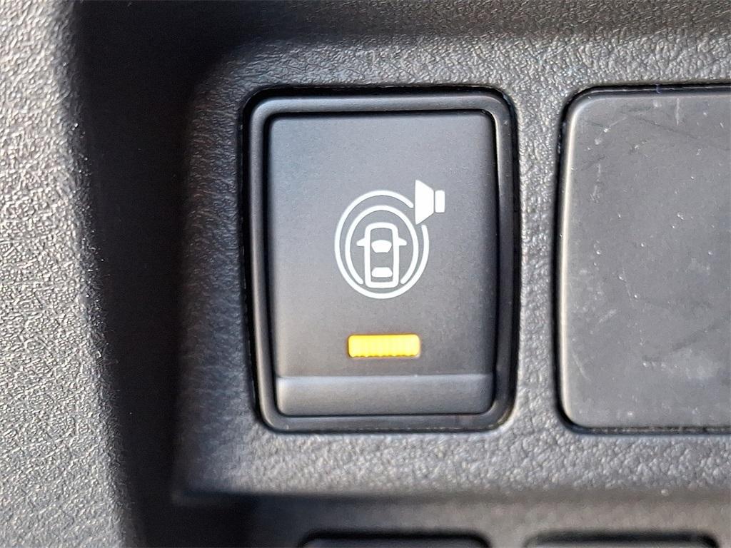 new 2026 Nissan Frontier car, priced at $40,374