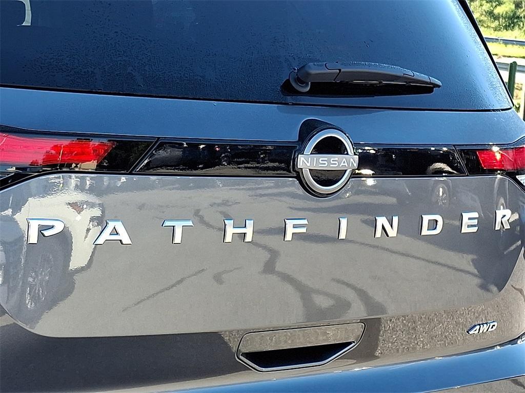 new 2025 Nissan Pathfinder car, priced at $31,967