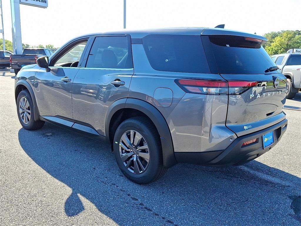new 2025 Nissan Pathfinder car, priced at $32,496