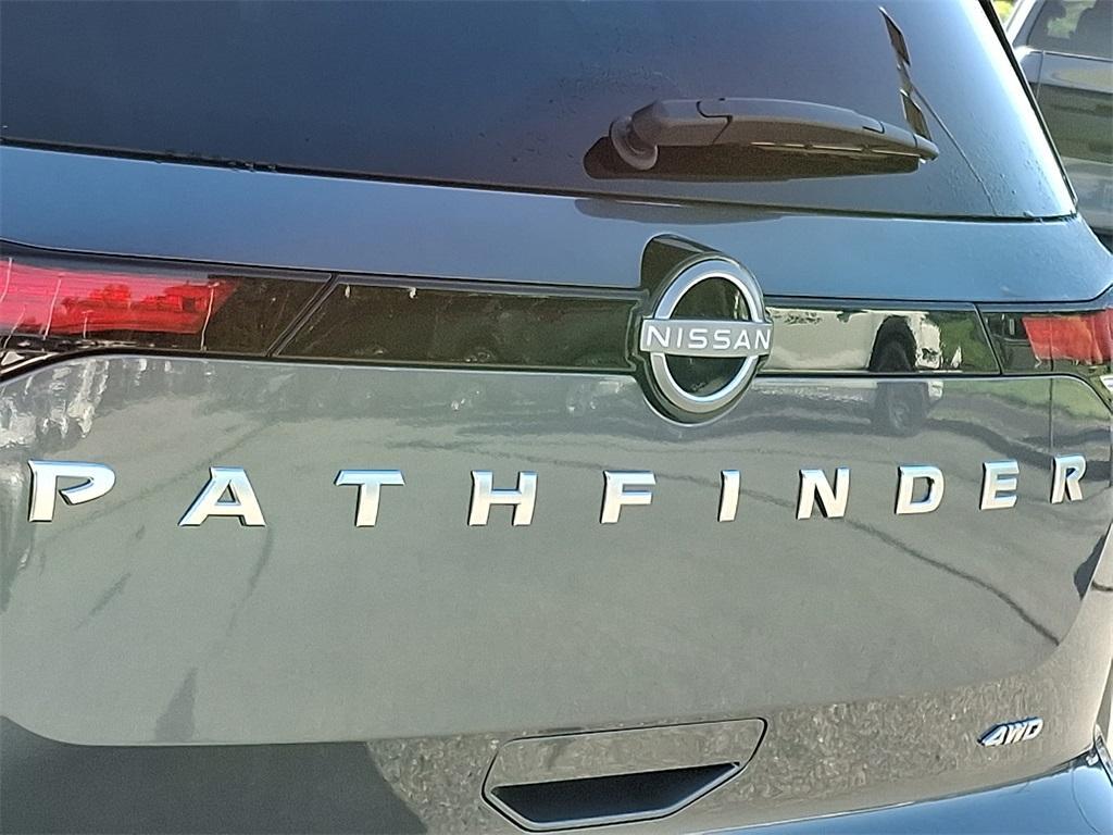 new 2025 Nissan Pathfinder car, priced at $32,496