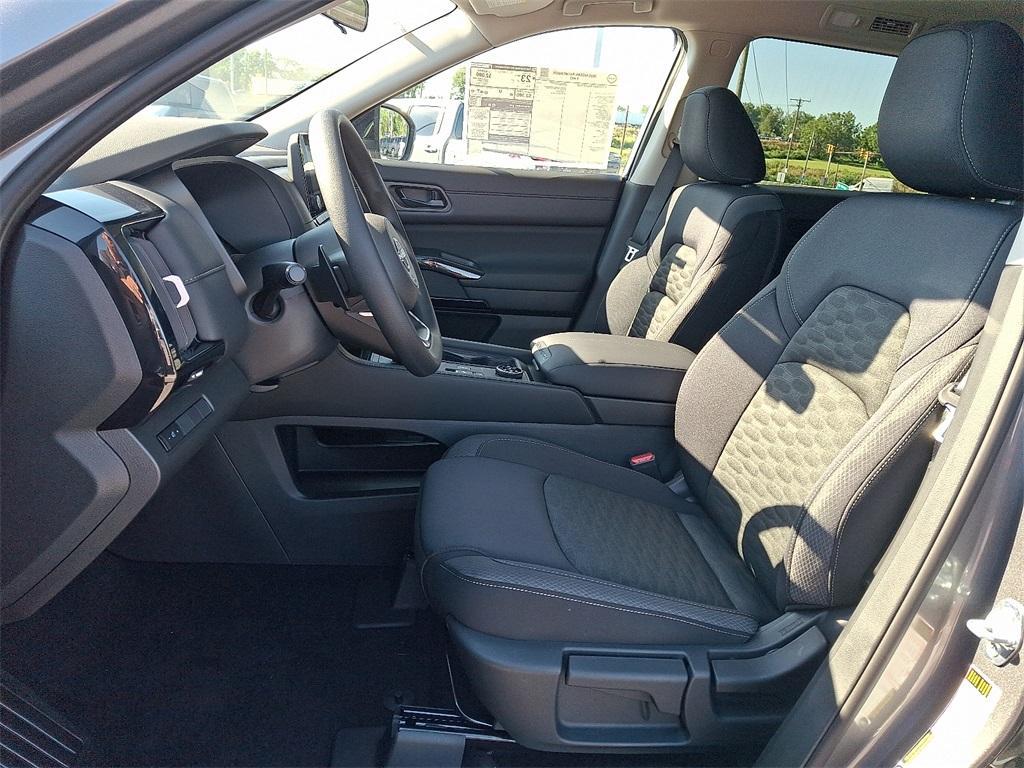 new 2025 Nissan Pathfinder car, priced at $32,496