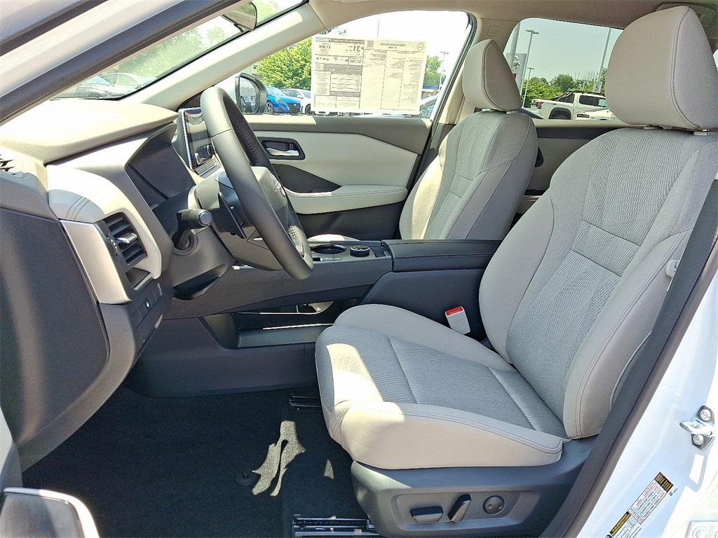new 2025 Nissan Rogue car, priced at $30,356