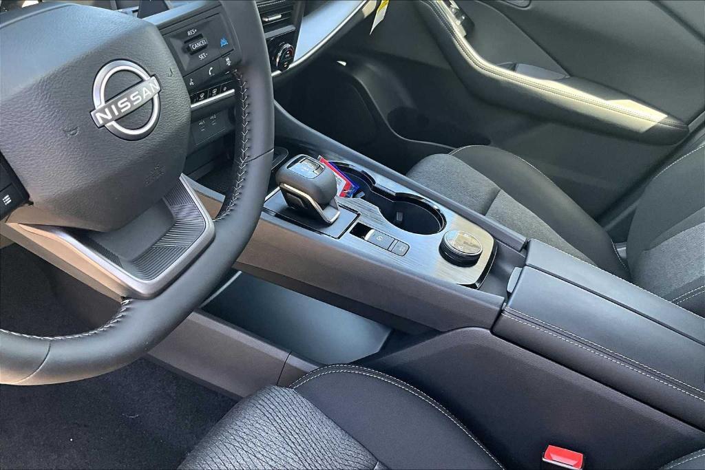 new 2025 Nissan Rogue car, priced at $33,385