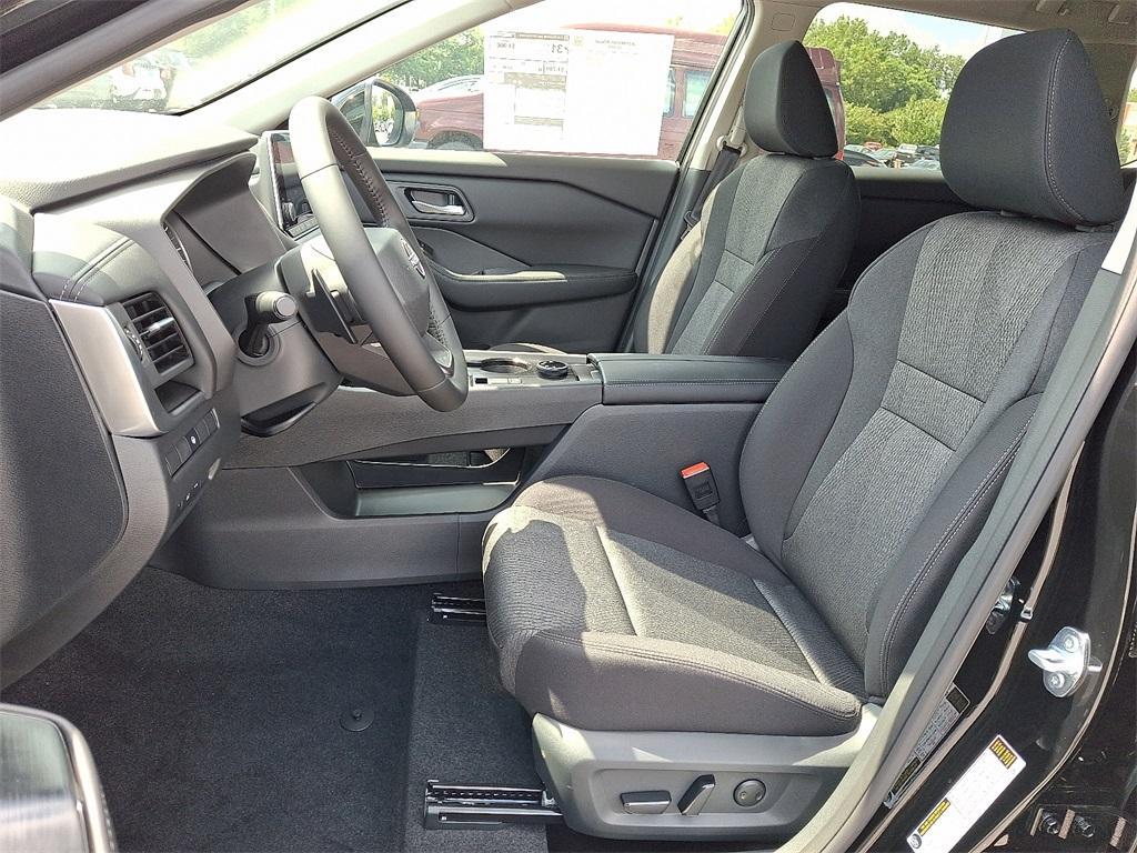 new 2025 Nissan Rogue car, priced at $30,158