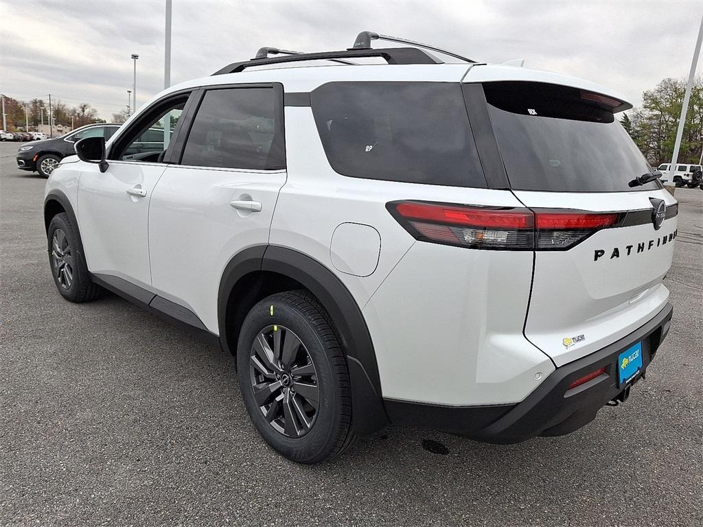 new 2025 Nissan Pathfinder car, priced at $37,914