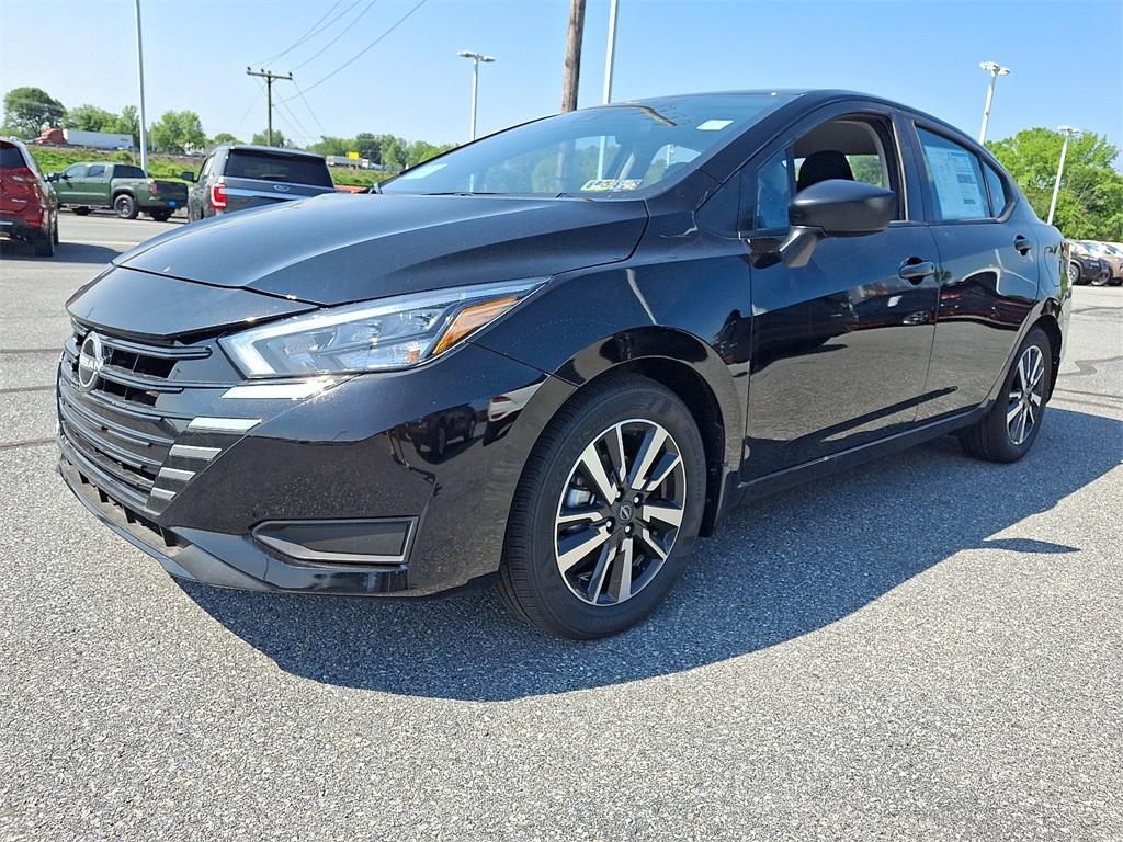 new 2025 Nissan Versa car, priced at $21,577