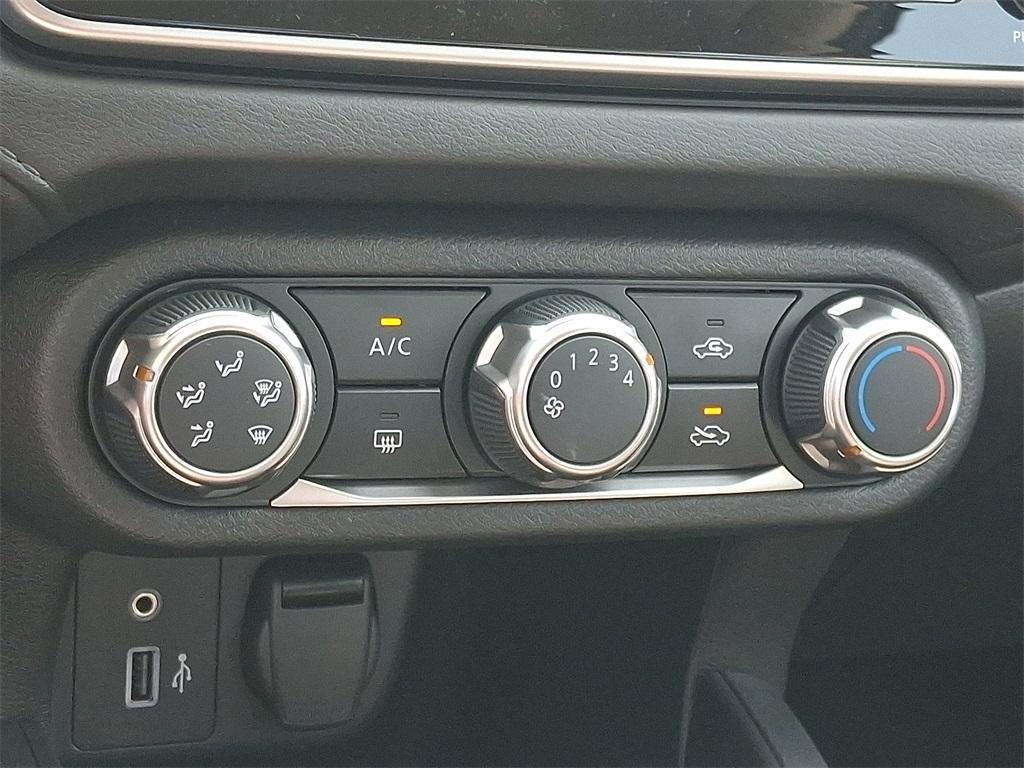 new 2025 Nissan Versa car, priced at $21,577