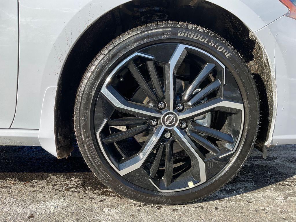 new 2025 Nissan Altima car, priced at $30,832