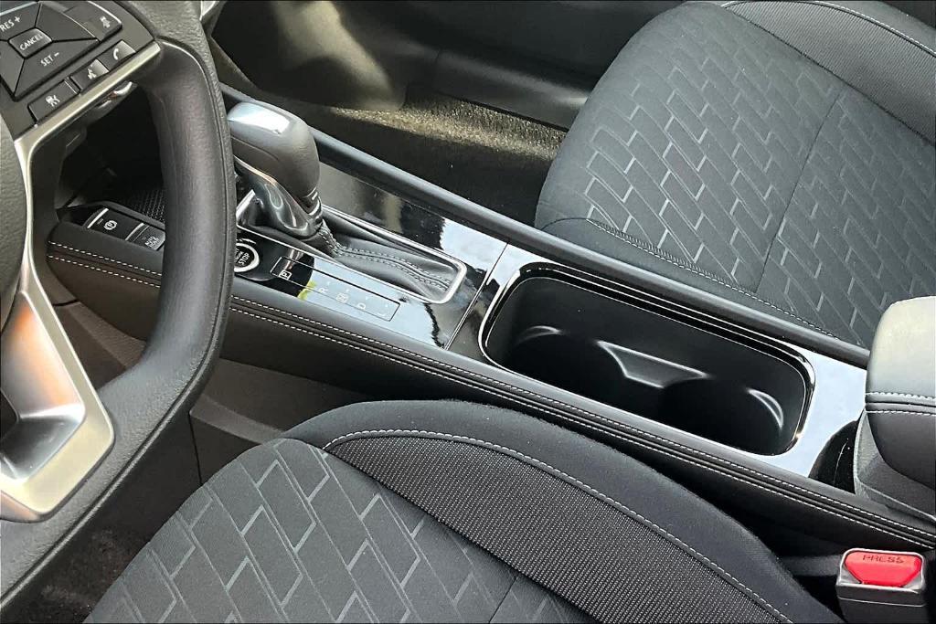 new 2024 Nissan Kicks car, priced at $25,930