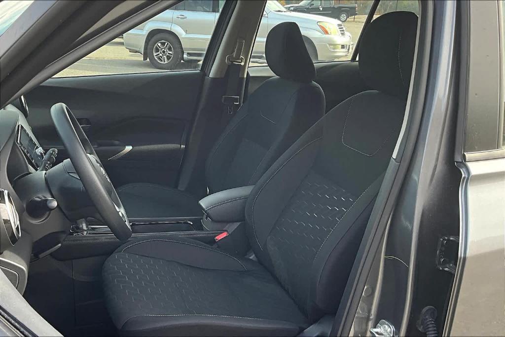 new 2024 Nissan Kicks car, priced at $25,930