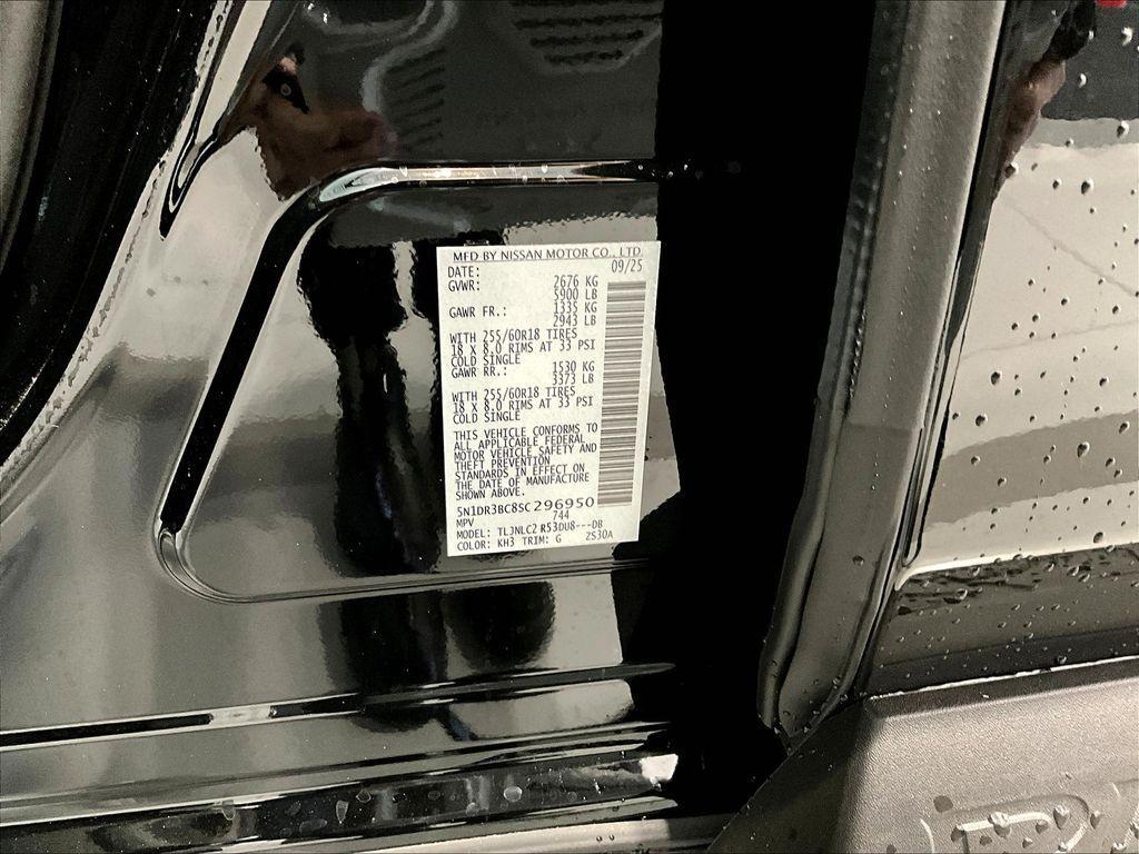 new 2025 Nissan Pathfinder car, priced at $36,180