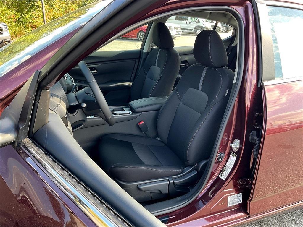 new 2025 Nissan Sentra car, priced at $23,083
